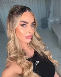 Olivia Gallagher's Instagram, Twitter & Facebook