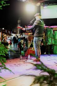 Weihnachtsmarkt In Dinslaken An Der Neutor Galerie Verpottet Weihnachtsmarkt Markt Backfisch