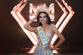Andrea meza reacts to winning the miss universe title. Miss Grand Mexico 2018 Global Beauties