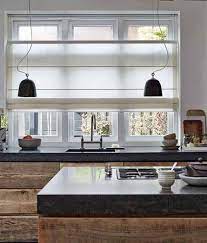 luxaflex spelen met licht vtwonen keuken raambekleding erker keuken vouwgordijnen keuken