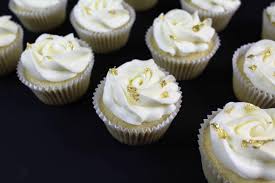 Vanilla Cupcake Recipe With Oil Easy One Bowl Recipe