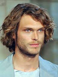 Dark Blonde Curly Hair Hair Styles For Men Blue Blazer Blue Eyes Kapsel Man Mannenkapsels Haar