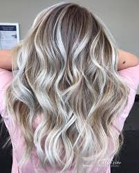 Beautiful platinum blonde highlights and lowlights to make this blonde beautiful for fall! 50 Pretty Ideas Of Silver Highlights To Try Asap Hair Adviser
