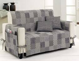 Armatevi di stoffe colorate, pittura o pon pon: Rinnovare Divano Fai Da Te Divano Fai Da Te Idee Per Decorare La Casa Rinnovare Divano