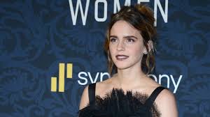 Emma has been in the entertainment industry since she was nine years old. Fd Uxn8a6uf Wm