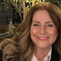 50+ "Laura (us)" profiles