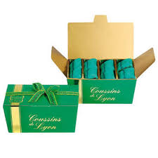 Les Coussins De Lyon En Ballotin Voisin Voisin Chocolatier Torrefacteur Coussin De Lyon Chocolatiere Torrefacteur