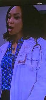 She's a doctor ! 🥼