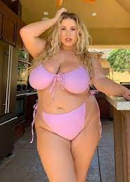 Lauren Sangster - Free pics, galleries & more at Babepedia