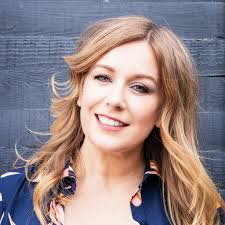 Karen Dwyer's Instagram, Twitter & Facebook