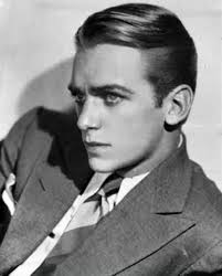 When it comes to trendy men's hairstyles of the 1920s, the end result was all about being neat and presentable. 1920s Hairstyles Men Pompadour 1920s Hairstyles Men Men Hairstyles Mens Hairstyles 1920s Hair Pompadour Men