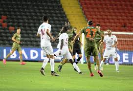 Son şampiyon başakşehir ise yeni sezona puansız başladı. Super Lig Hatayspor 0 Basaksehir 0 Mac Devam Ediyor Gaziantep Haberleri