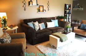 Bella Nest Drab2fab Thrifty Decor Mom Living Room Color Schemes Dark Room Decor Brown Couch