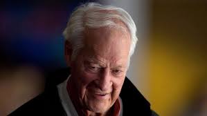 Gordie Howe showing slight improvement, son Mark says