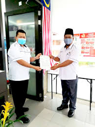 Sekolah menengah kebangsaan datin onn jaafar smkdoj is better known as doj or pesta by most of the residents in batu pahat and was established in early 197. Suami Naik Pangkat Gkmp Sains Kemasyarakatan Smk Datin Onn Jaafar