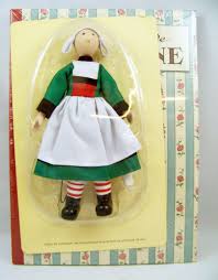 Bécassine, oiseau migrateur de la famille des scolopacidés ; Becassine Gautier Languereau Hachette 8 Bendable Doll Porcelain Fabrics With Book Becassine S Childhood