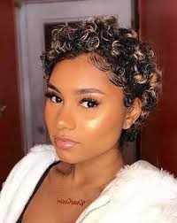 Some of them are very elegant, some rather stylish, some may. Curly Hair With Highlights Very Short Curly Hairstyles For Smart Ladies Hair Highlights Short Curly Hair Curly Hair Styles