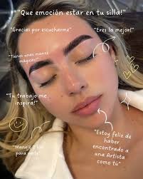 No voy a venir a romantizar mi vida profesional porque la verdad es que  esta carrera ha sido uno de los retos más grandes que he tenido. Cuando  decidí ser dueña de negocio fue como quitarme la venda ...