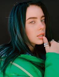 Victoria Elizalde's Instagram, Twitter & Facebook