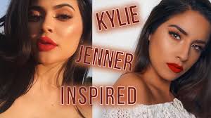 simple sunset eyes red lips kylie