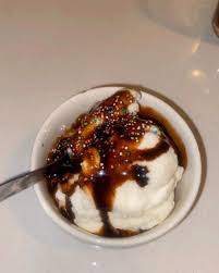 ITS BEEN LONG SINCE IVE BEEN @houseofribsboksburg so i'm like why not give  it another try and of course the ribes never disappoint… If you are a  foodie like me 🤪 go