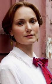 All Creatures Buxom and Beautiful! What a delight to come across the  fabulous Ms. Smith in a season two episode of " All Creatures Great and  Small"!!!!!😊 Edit: she is also in