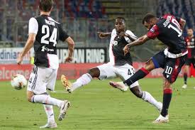 Through their official channels, juventus announced to have transferred daouda peeters to standard liege: Zwak Juventus Verliest Van Cagliari Daouda Peeters 21 Eerste Belg Ooit Die Minuten Mag Maken Voor Turijnse Grootmacht Serie A Hln Be
