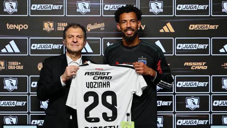 Vozinha: "El Mundial cambió mi vida" en su presentación con Colo Colo - El  Gráfico