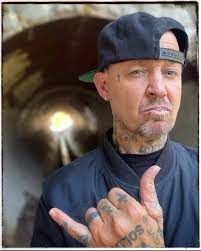 Good Guys In Black 2023. @goodguysinblack #imnotgoingback #shred #bmx #og  #rickthorne #comedian #singer #actor #athlete #musician #entertainer #style  #stayrad #bikerinblack 🏴‍☠️STAY RAD🏴‍☠️ ...