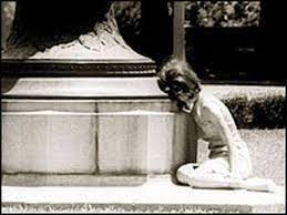 Austin (kxan) — austin police confirmed saturday afternoon one suspect is in custody and another is still at large in connection with a mass shooting in downtown austin that left at least 14 people hurt. 29 U T Tower Shooting August 1st 1966 Ideas Charles Whitman Tower Austin Police