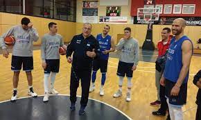 Είναι η πρώτη ελληνική εθνική ομάδα που κατέκτησε ευρωπαϊκό τίτλο ανδρών σε οποιοδήποτε άθλημα. E8nikh Mpasket Proponhsh Me Zhsh Photos Onsports Gr