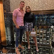 Jacqueline jossa has revealed that she and her husband dan osborne are not planning to expand their brood. Jacqueline Jossa And Dan Osborne Share Loved Up To Celebrate Valentine S Day Daily Mail Online