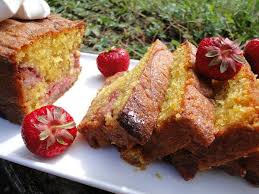 Cake Aux Fraises Chocolat Blanc Et Meringues Les Recettes De Mimi