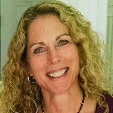 Veronica Scanlon's Instagram, Twitter & Facebook