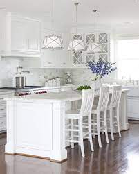 Historic Meets Happy At Home In Arkansas Gorgeous White Kitchen Hamptons Style Kitchen White Kitchen Design