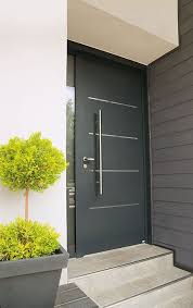 Fantastique Totalement Gratuit Porte Dentree Avec Tierce Style Porte Aluminium Cotim 11 A Porte Entree Aluminium Entree Maison Moderne Entree Moderne