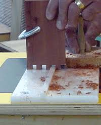 How to create a home made dovetail jig, the simple way. Router Workshop Easy To Make Box Joints Dovetails