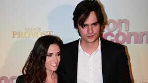 C'est très sérieux entre nous et ça se passe très bien. Capucine Anav Et Alain Fabien Delon Deja Prets Pour Devenir Parents Je Suis Une Celebrite Sortez Moi De La Antenne Reunion Fr
