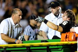 The average salary for a person practicing medicine depends on their specialty. Want To Become A Team Physician Dos Talk About Their Work