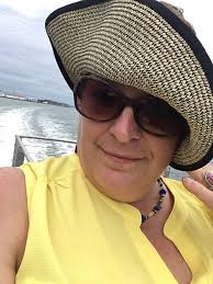 Bespoke Threads by Elisabeth