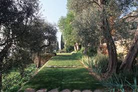 Jean Mus Architecte Paysagiste Le Jardin De Perspectives Grasse Architecte Paysagiste Paysagiste Jardin Mediterraneen
