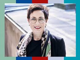 Sonja Anders in der Stadtbibliothek