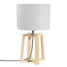 Lampe En Hevea Avec Abat Jour Vert Menthe Hedmark Maisons Du Monde En 2020 Lampe Bois Lampe De Chevet Bois Abat Jour