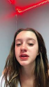 Sarah Wine's Instagram, Twitter & Facebook