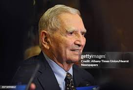 1,728 Lori Hearing Stock Photos, High-Res Pictures, and Images