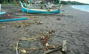 Gambar gunung dan air terjun dengan keindahan alam sekitar. Kotor Pantai Candikusuma Banyak Sampah Balipost Com