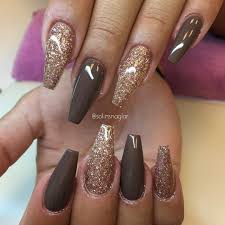 Roseglitter Och Vanilla Brown Fran Lillynails Coffin Shape Nails Coffin Nails Designs Nail Designs