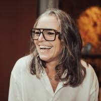 Lisa Stolzer's Instagram, Twitter & Facebook