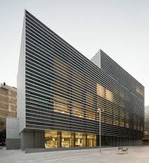 Oficinas De La Seguridad Social Barcellona Spagna 2011 Architecture Facade Design Building Facade
