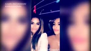 Following kim kardashian west's diet is no easy feat. Debra Messing Apologises To Kim Kardashian For Criticising Her Snl Appointment The Independent